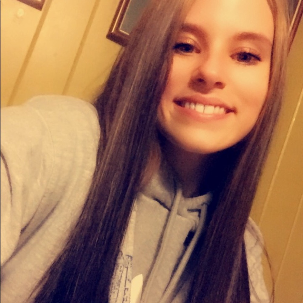 Meet your Posher, Victoria